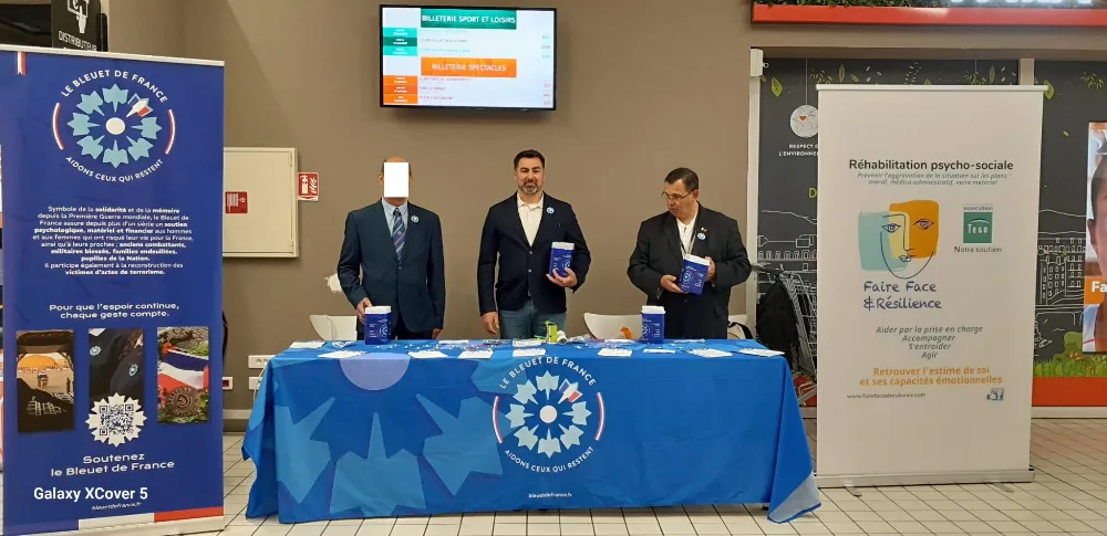Collecte au profit du Bleuet de France